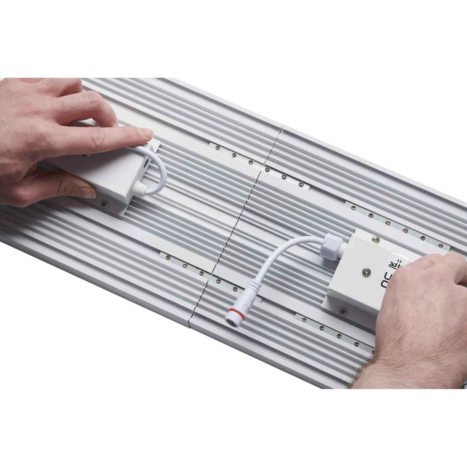 Peradon Ultra Bright LED Snooker Luminaire 13 Peradon Ultra Bright LED Snooker Luminaire - Image 13